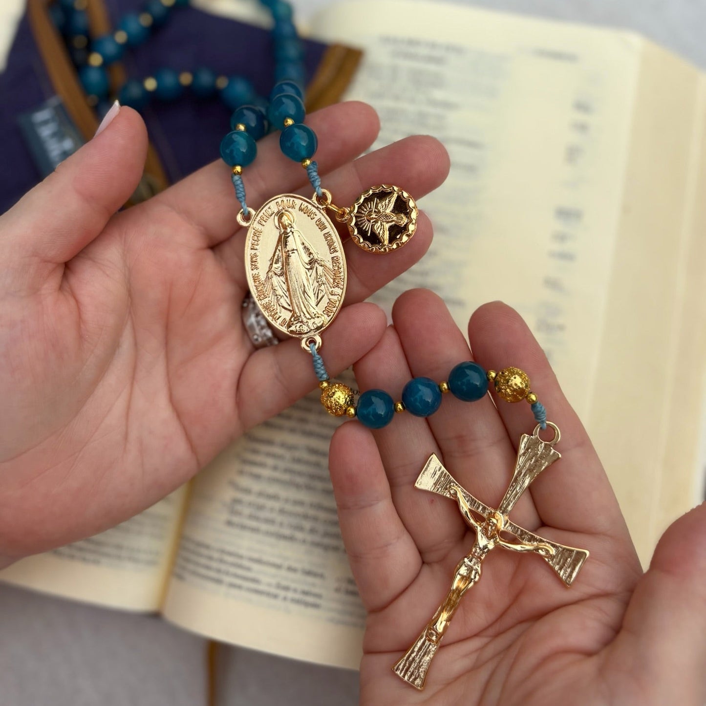 Terço Sagrado Nossa Senhora das Graças - Pedras Naturais